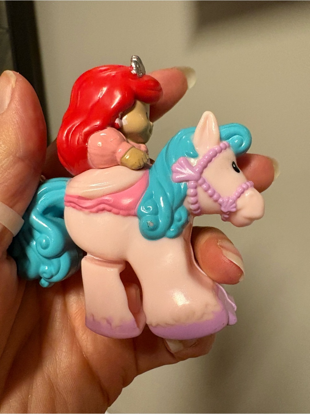 Fisher-Price Disney Ariel Klip Klop Little people with slide ramp - Picture 7 of 9